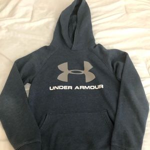 Boys Under Armour sweatshirt